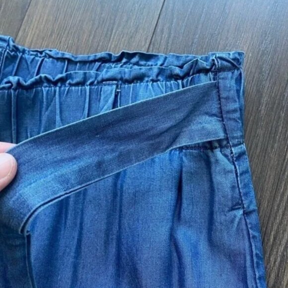 ANNE KLEIN Chambray High-Waisted Paper Bag Ankle Pants - Picture 11 of 13